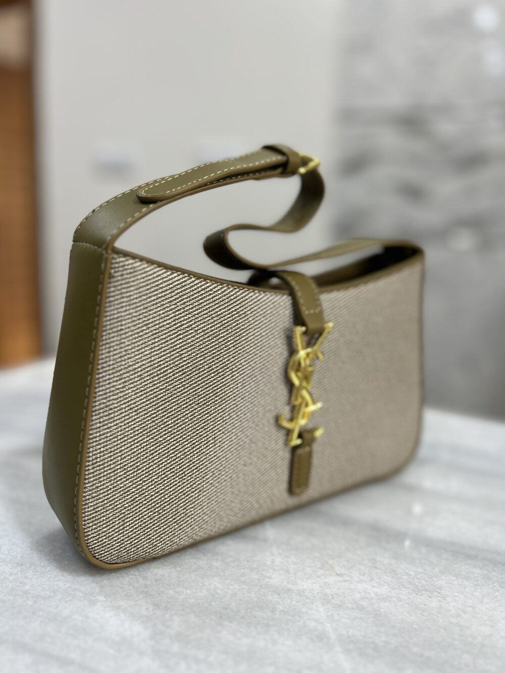 دستکول شانه ی ysl ( رنگ زیتونی ) - Image 2