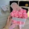 باکس گل گلابی ( ریبون )
۱۲ شاخه گل گلابی