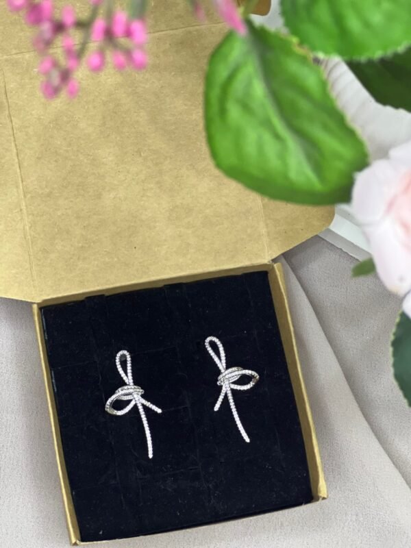 گوشواره طره گره