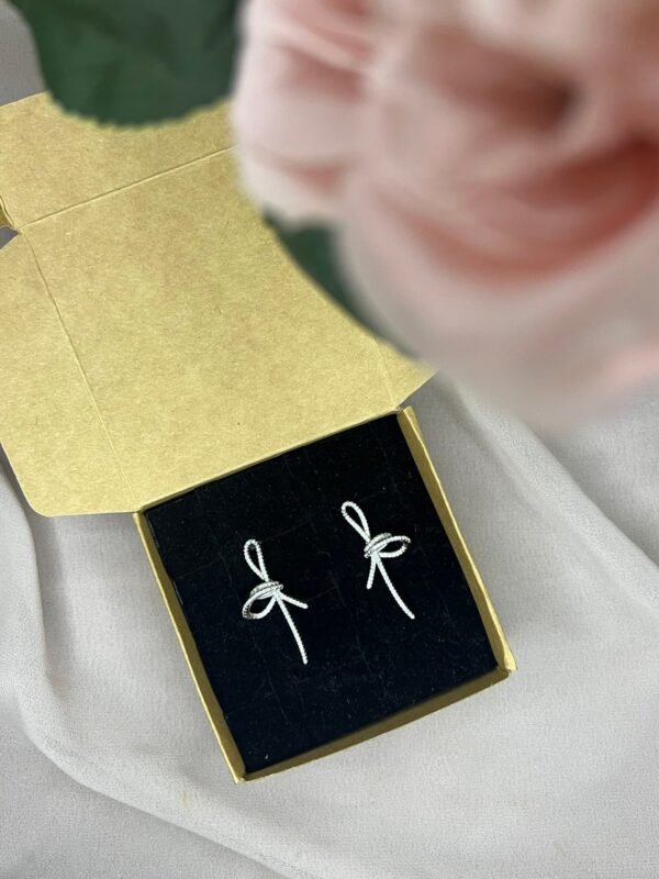 گوشواره طره گره